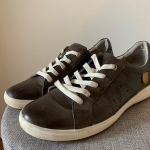 Sneakers/ Josef seibel